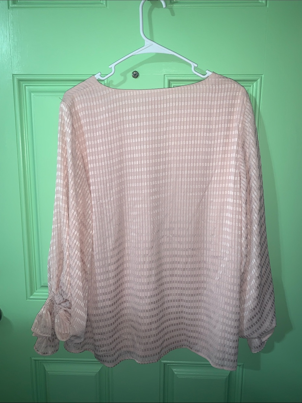 Vince Camuto NWT Pink Shirt - Women’s size Large - Picture 4 of 4